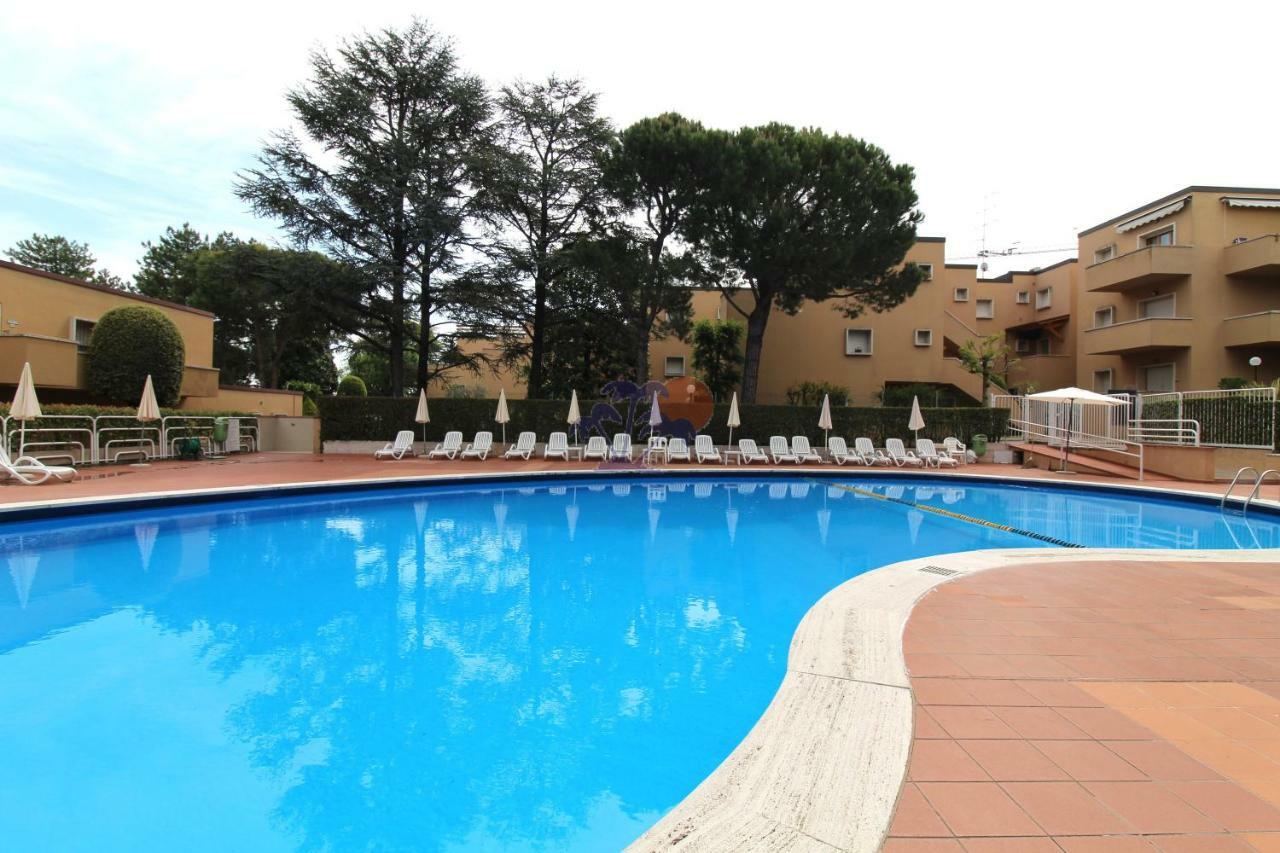 Appartamenti La Madonnina Peschiera del Garda Bagian luar foto