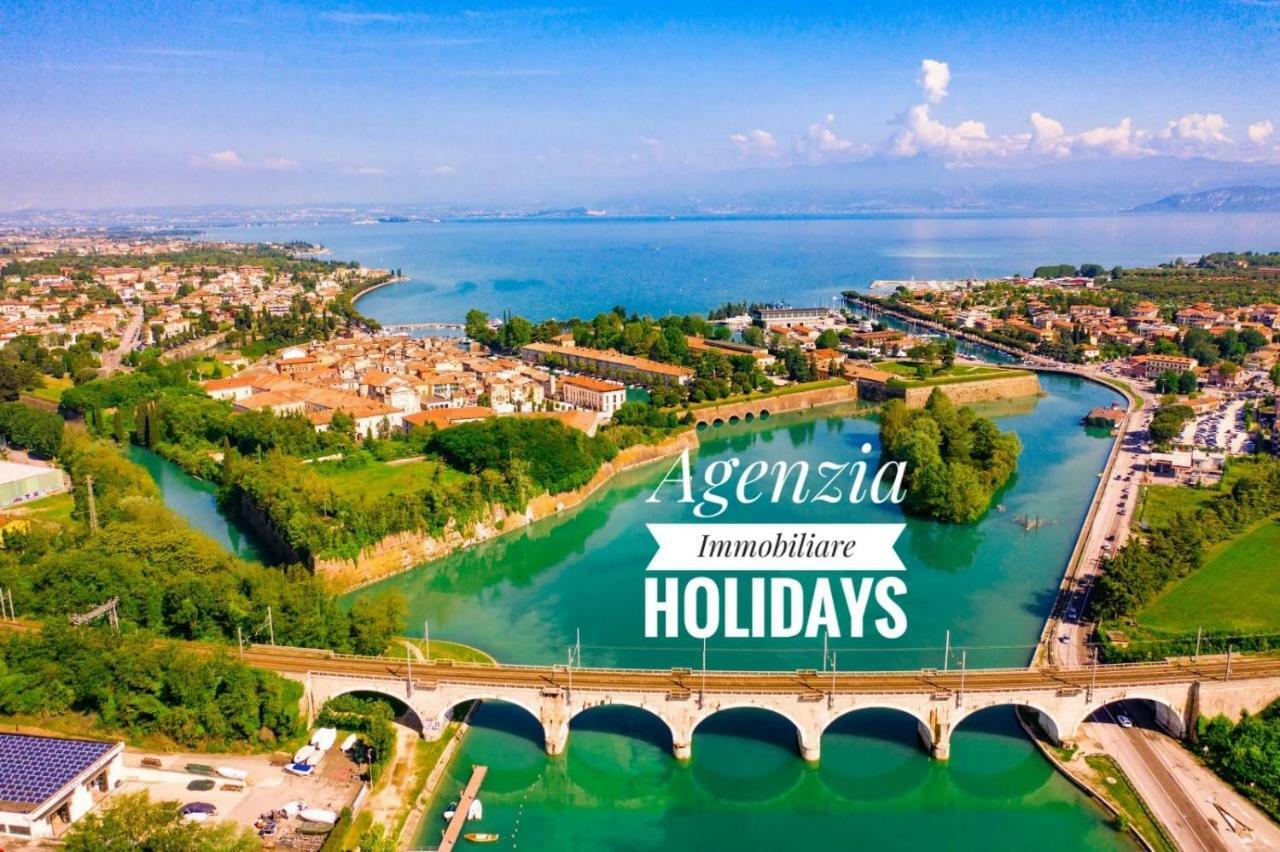Appartamenti La Madonnina Peschiera del Garda Bagian luar foto